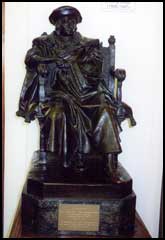 Statue of Sir Thomas More by Ludwig Cauer at Library of Chelsea Town Hall