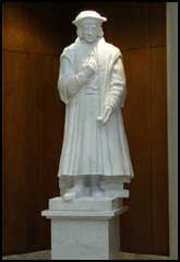 Statue of Sir Thomas More, University of St. Thomas School of Law Minneapolis. Artist Leo Irrera.